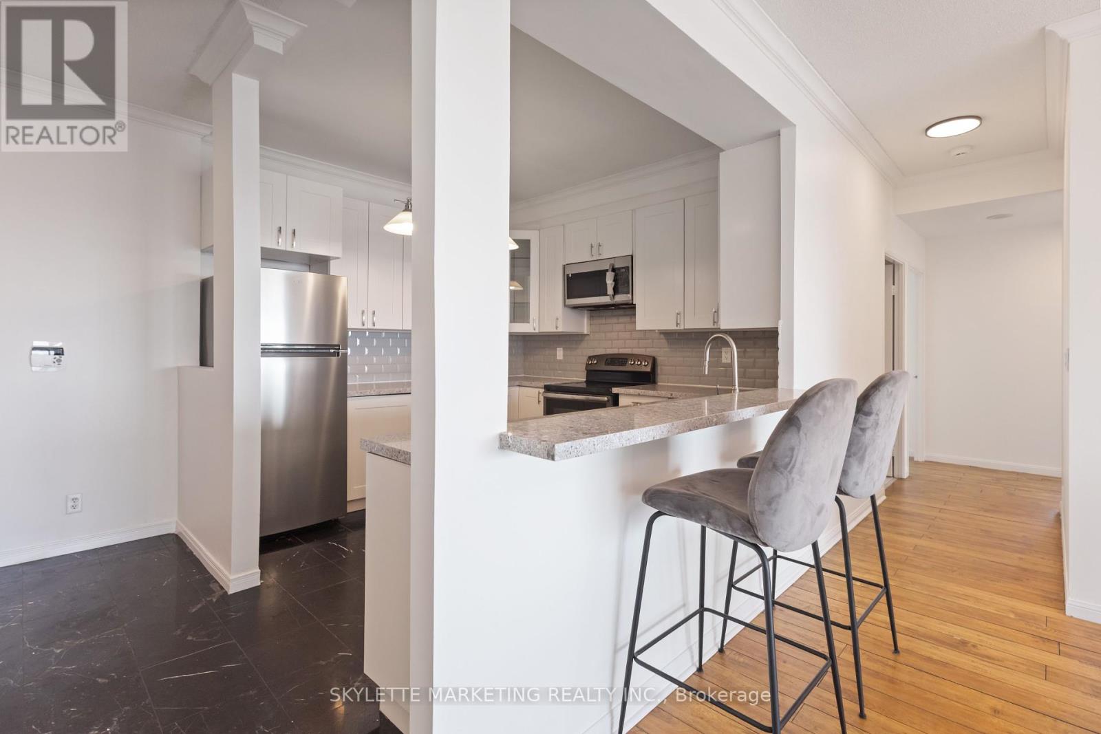 Ph205 - 18 Lee Centre Drive, Toronto (Woburn), Ontario  M1H 3H5 - Photo 11 - E12433630