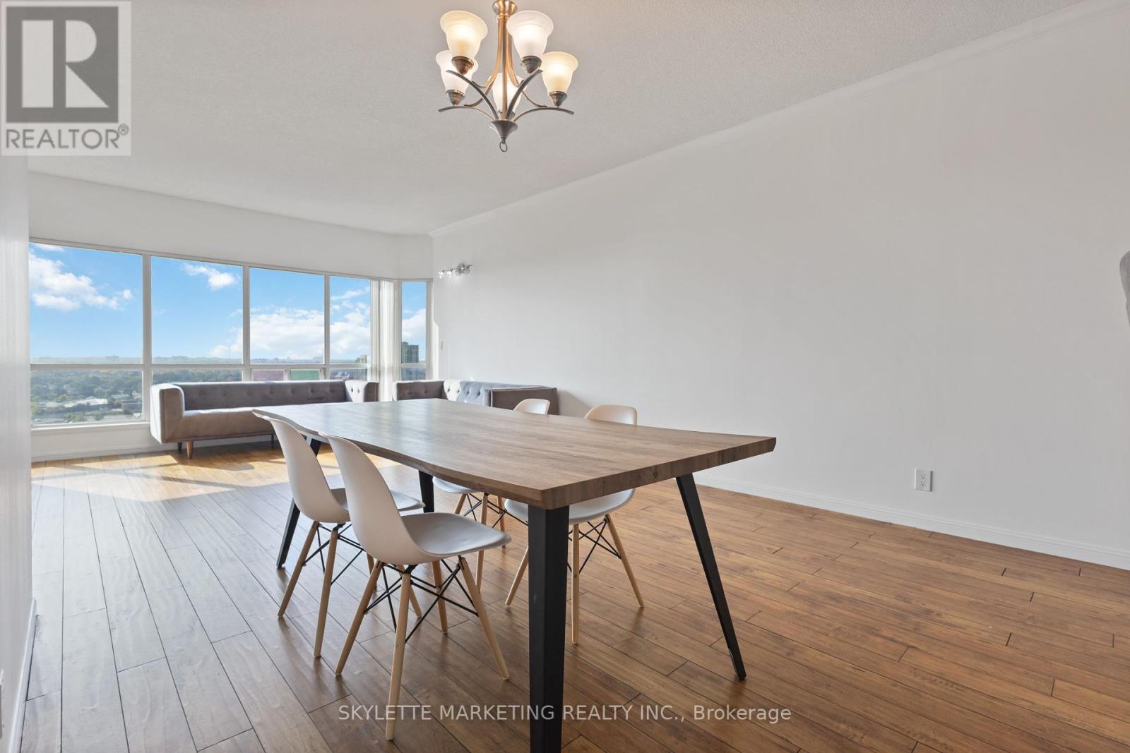 Ph205 - 18 Lee Centre Drive, Toronto (Woburn), Ontario  M1H 3H5 - Photo 15 - E12433630