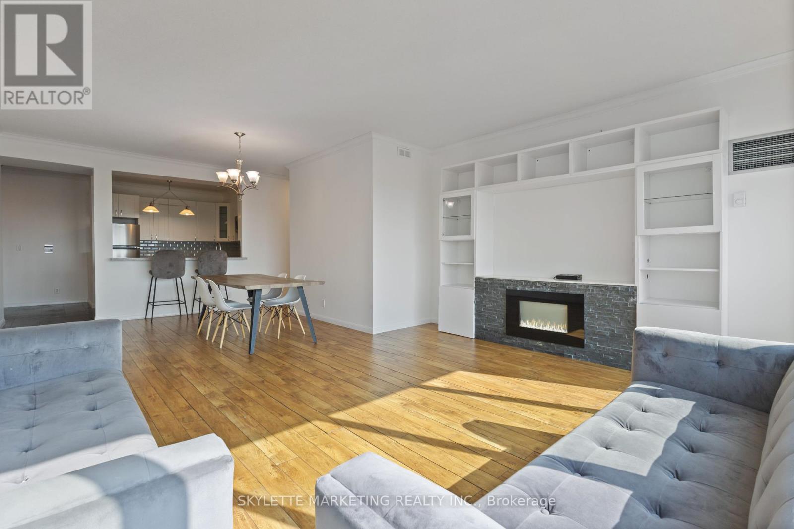 Ph205 - 18 Lee Centre Drive, Toronto (Woburn), Ontario  M1H 3H5 - Photo 18 - E12433630