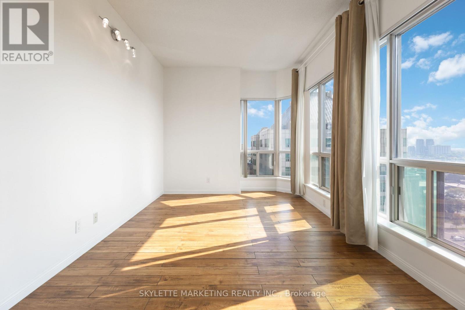 Ph205 - 18 Lee Centre Drive, Toronto (Woburn), Ontario  M1H 3H5 - Photo 24 - E12433630