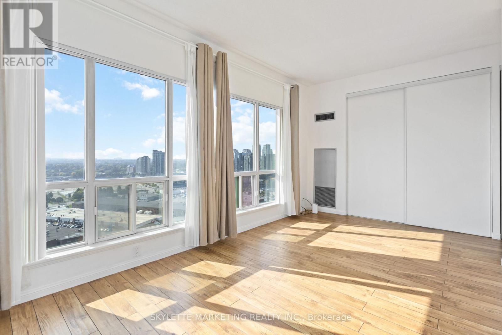 Ph205 - 18 Lee Centre Drive, Toronto (Woburn), Ontario  M1H 3H5 - Photo 26 - E12433630