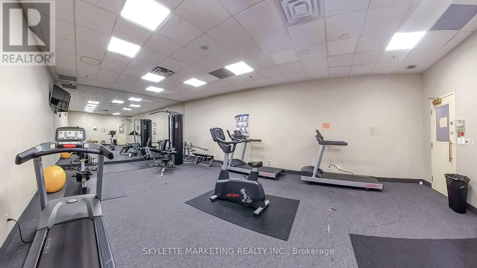 Ph205 - 18 Lee Centre Drive, Toronto (Woburn), Ontario  M1H 3H5 - Photo 39 - E12433630