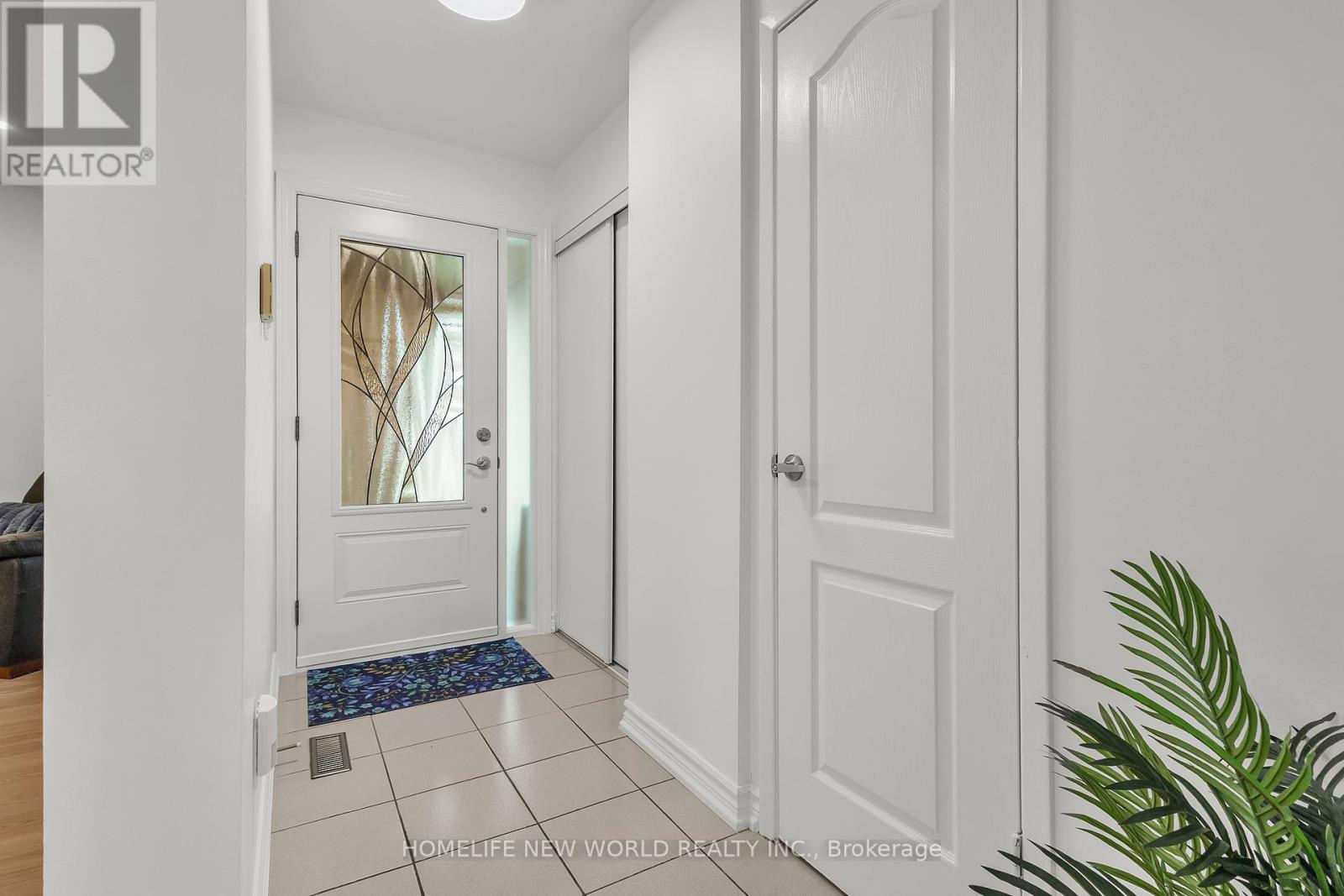 23 Avalon Road, Markham, Ontario  L3R 3P2 - Photo 8 - N12433627