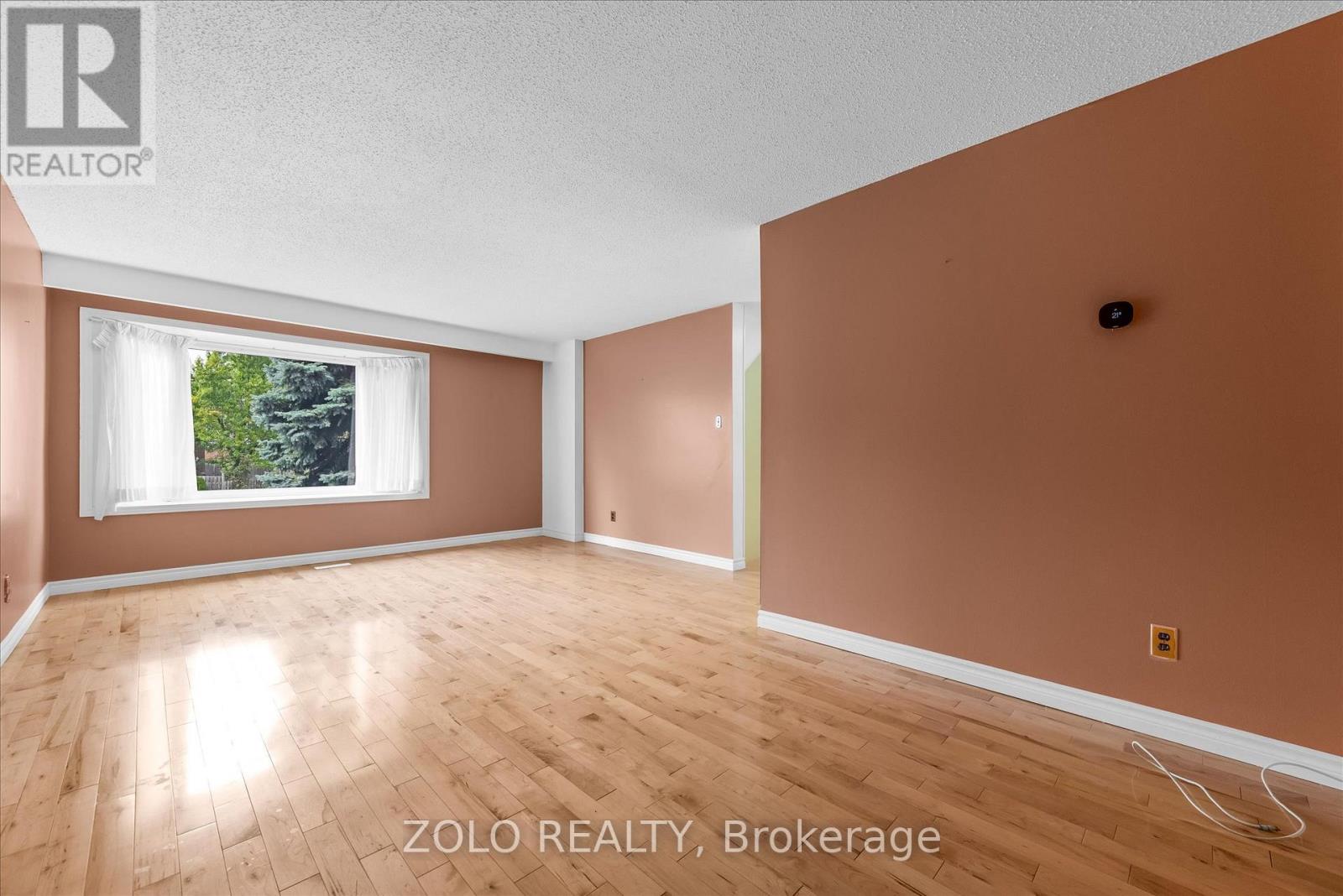 29 Newlyn Crescent, Brampton, Ontario  L6V 3A9 - Photo 12 - W12433633