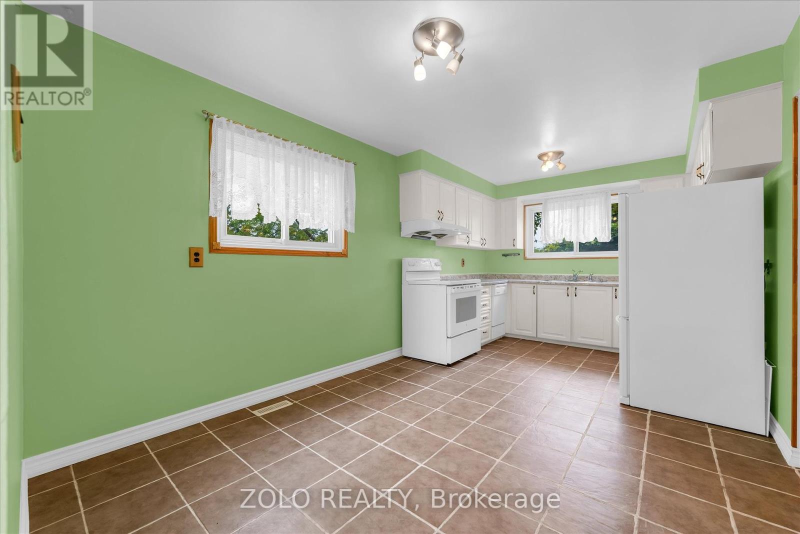 29 Newlyn Crescent, Brampton, Ontario  L6V 3A9 - Photo 21 - W12433633