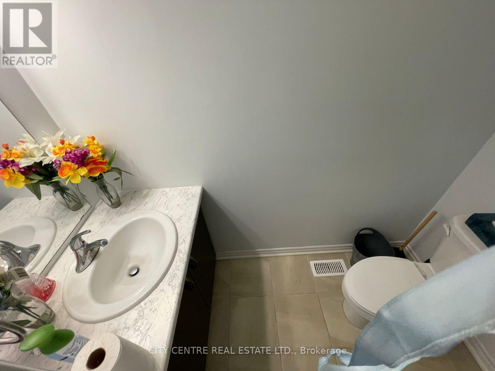 308 Louise Street, Welland, Ontario  L3B 0H8 - Photo 10 - X12433619