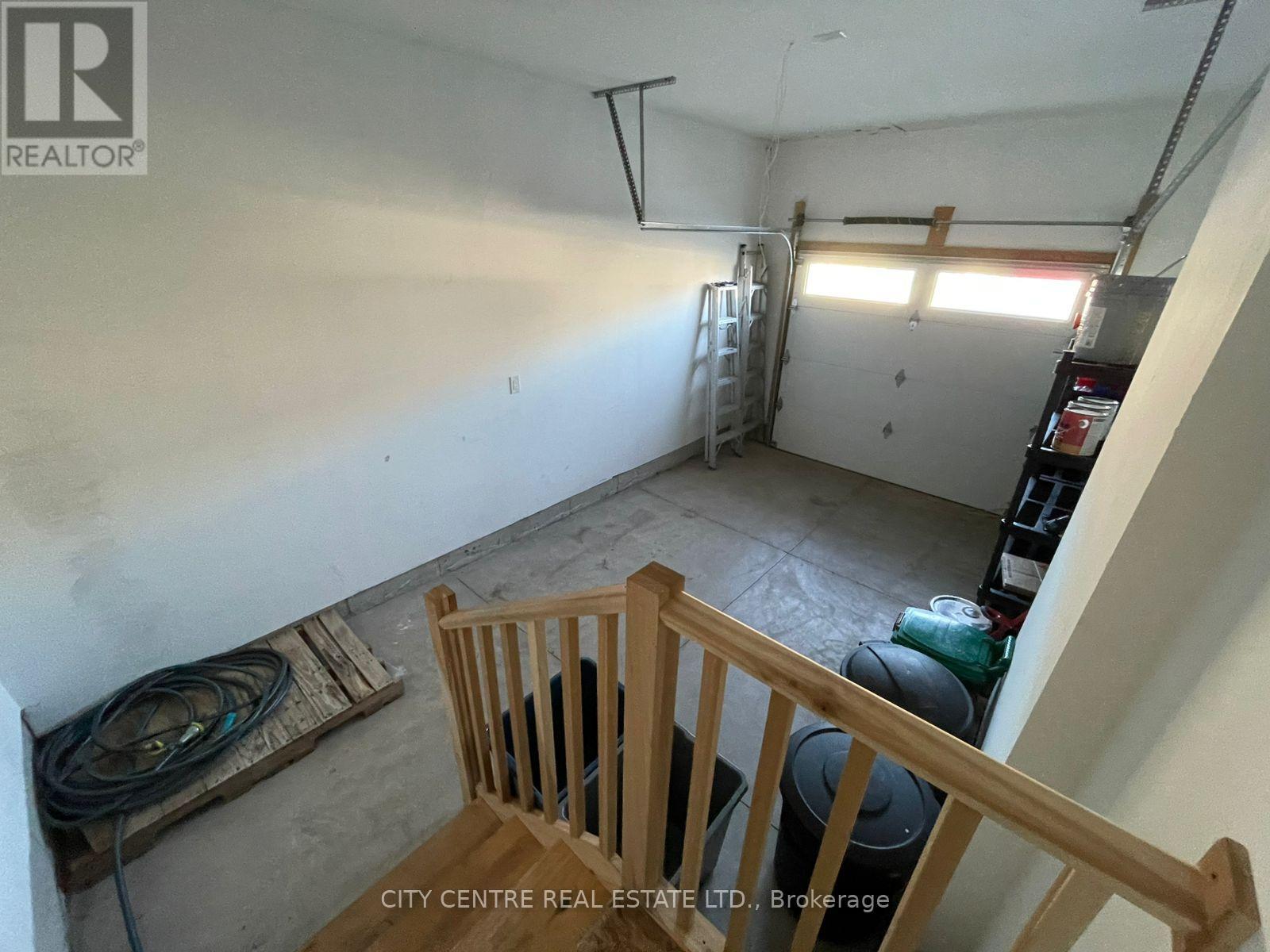 308 Louise Street, Welland, Ontario  L3B 0H8 - Photo 6 - X12433619