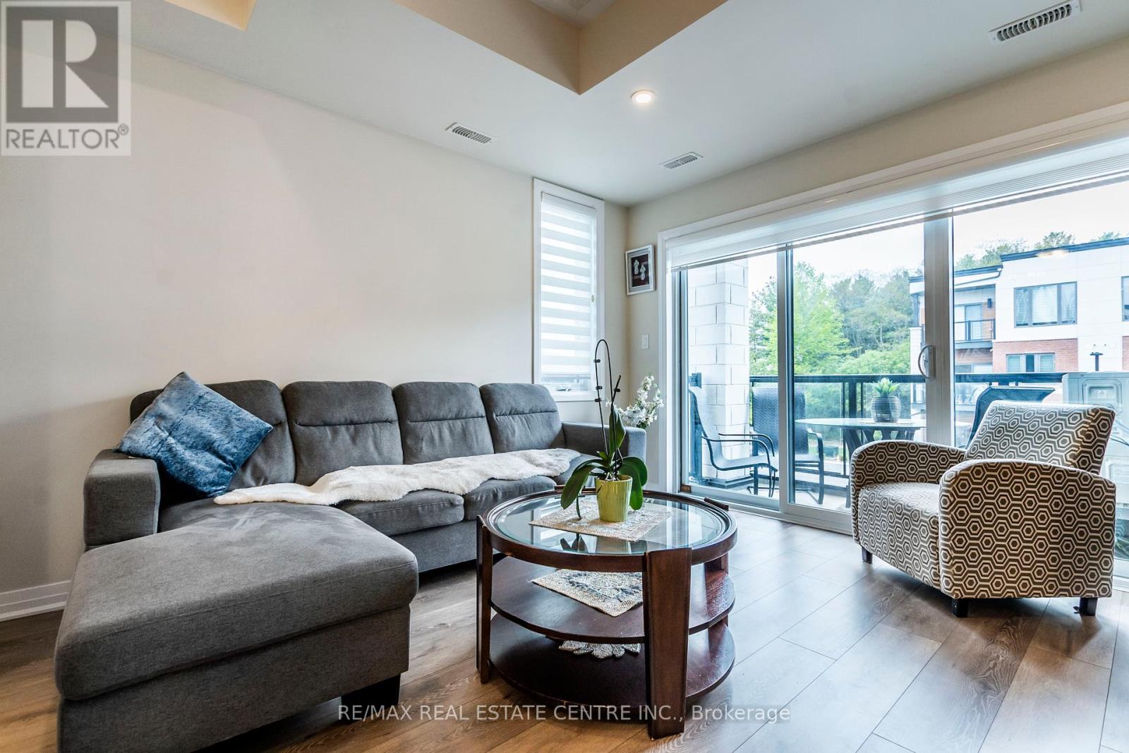 95 - 25 Isherwood Avenue, Cambridge, Ontario  N1R 1B6 - Photo 10 - X12433620