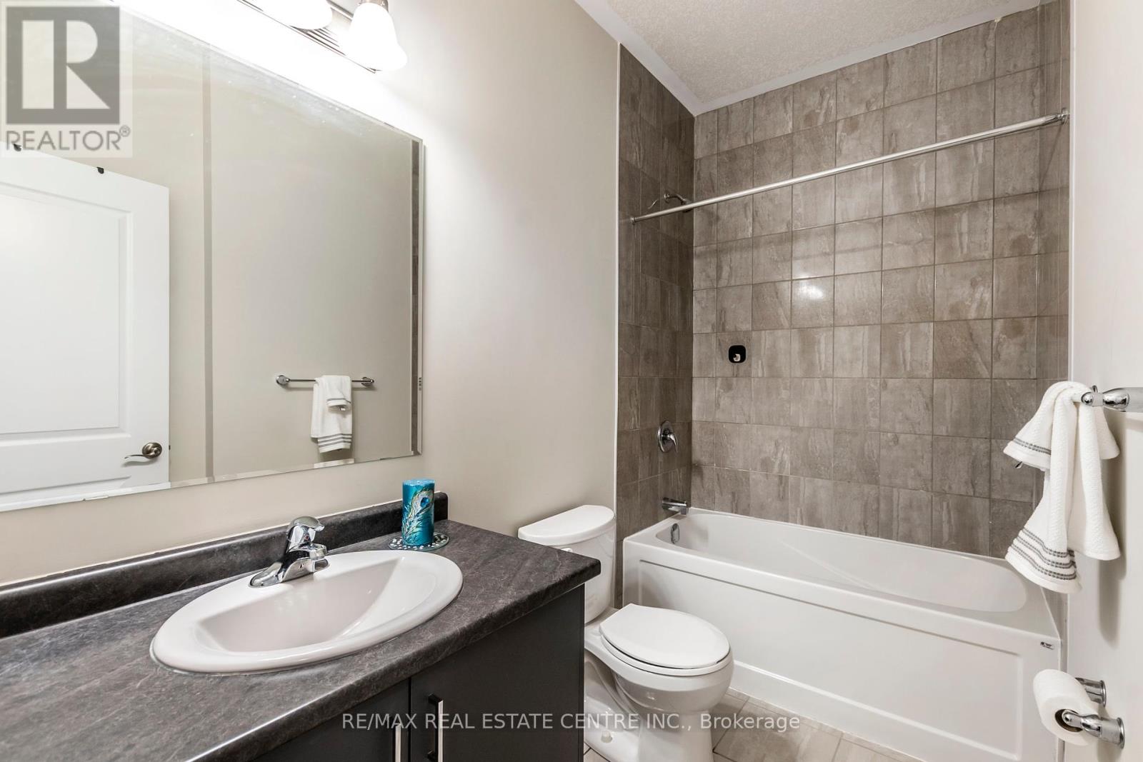 95 - 25 Isherwood Avenue, Cambridge, Ontario  N1R 1B6 - Photo 23 - X12433620