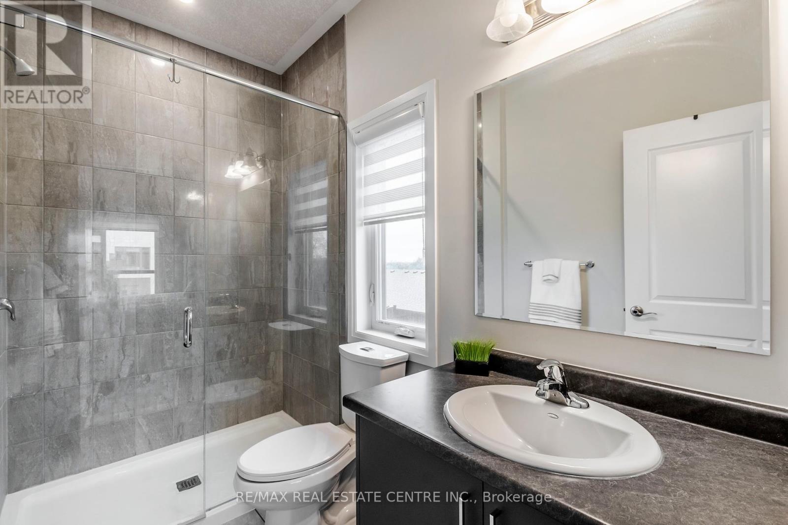 95 - 25 Isherwood Avenue, Cambridge, Ontario  N1R 1B6 - Photo 27 - X12433620
