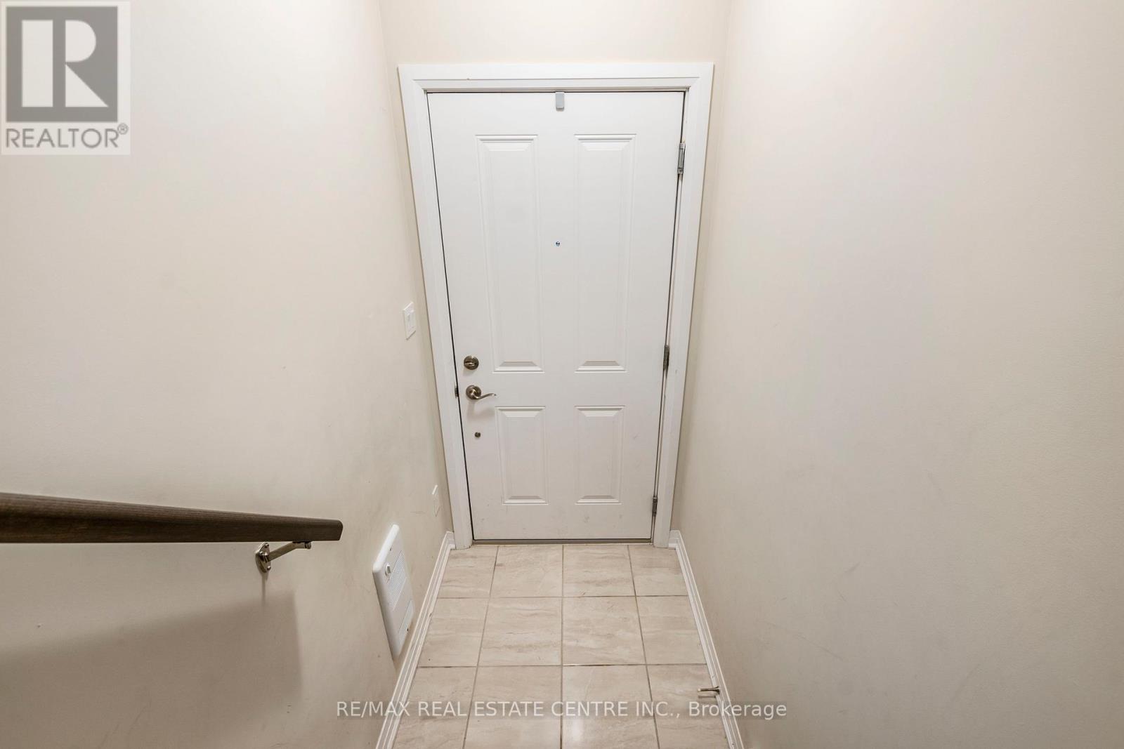 95 - 25 Isherwood Avenue, Cambridge, Ontario  N1R 1B6 - Photo 6 - X12433620