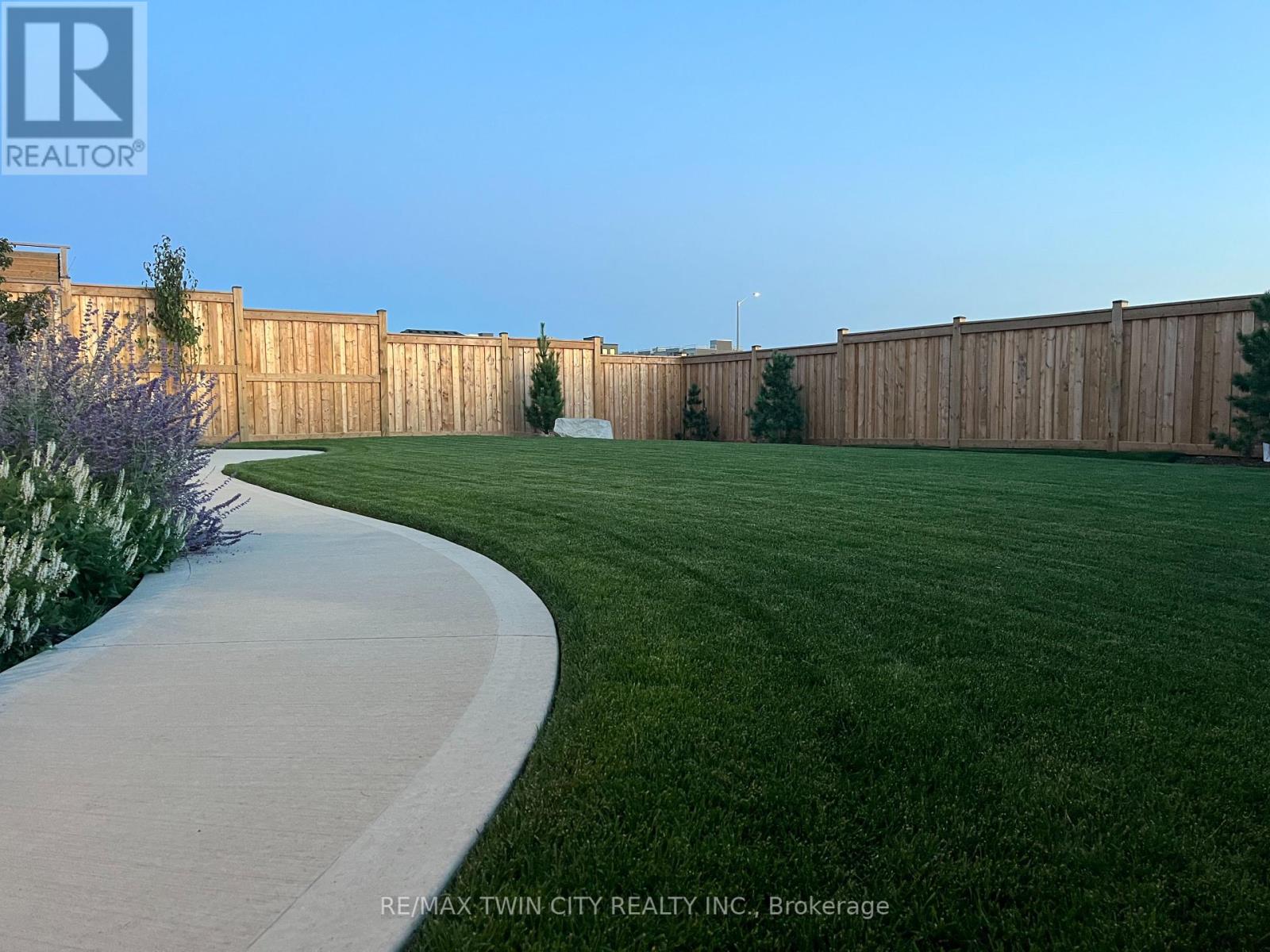 434 Normanton Street, Saugeen Shores, Ontario  N0H 2C3 - Photo 3 - X12433632