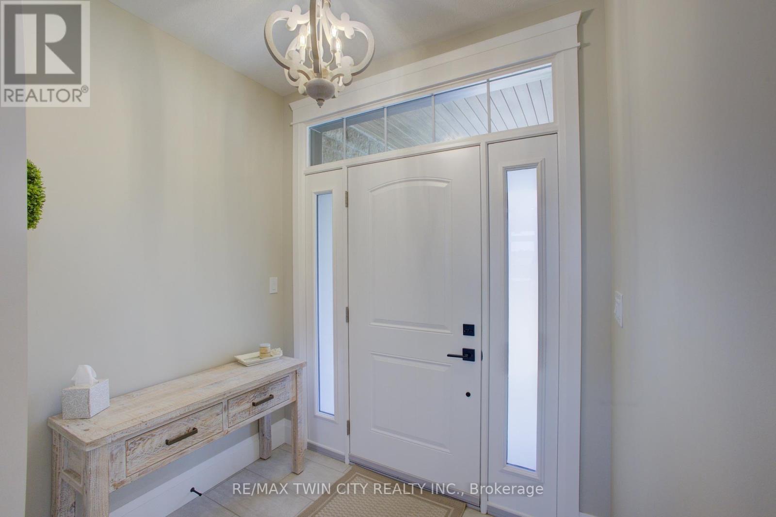 434 Normanton Street, Saugeen Shores, Ontario  N0H 2C3 - Photo 6 - X12433632