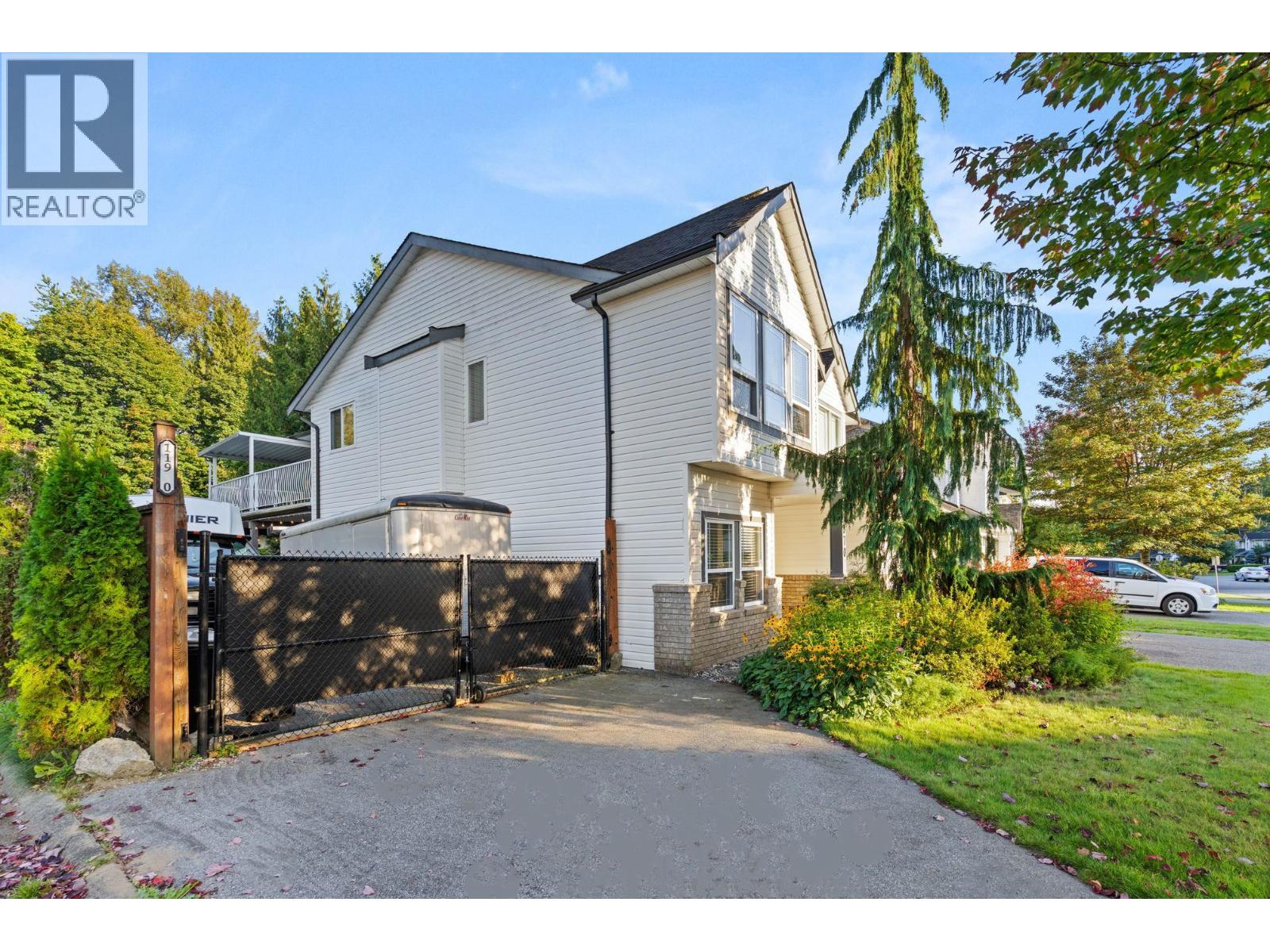 11970 249a Street, Maple Ridge, British Columbia  V4R 2E3 - Photo 2 - R3053200