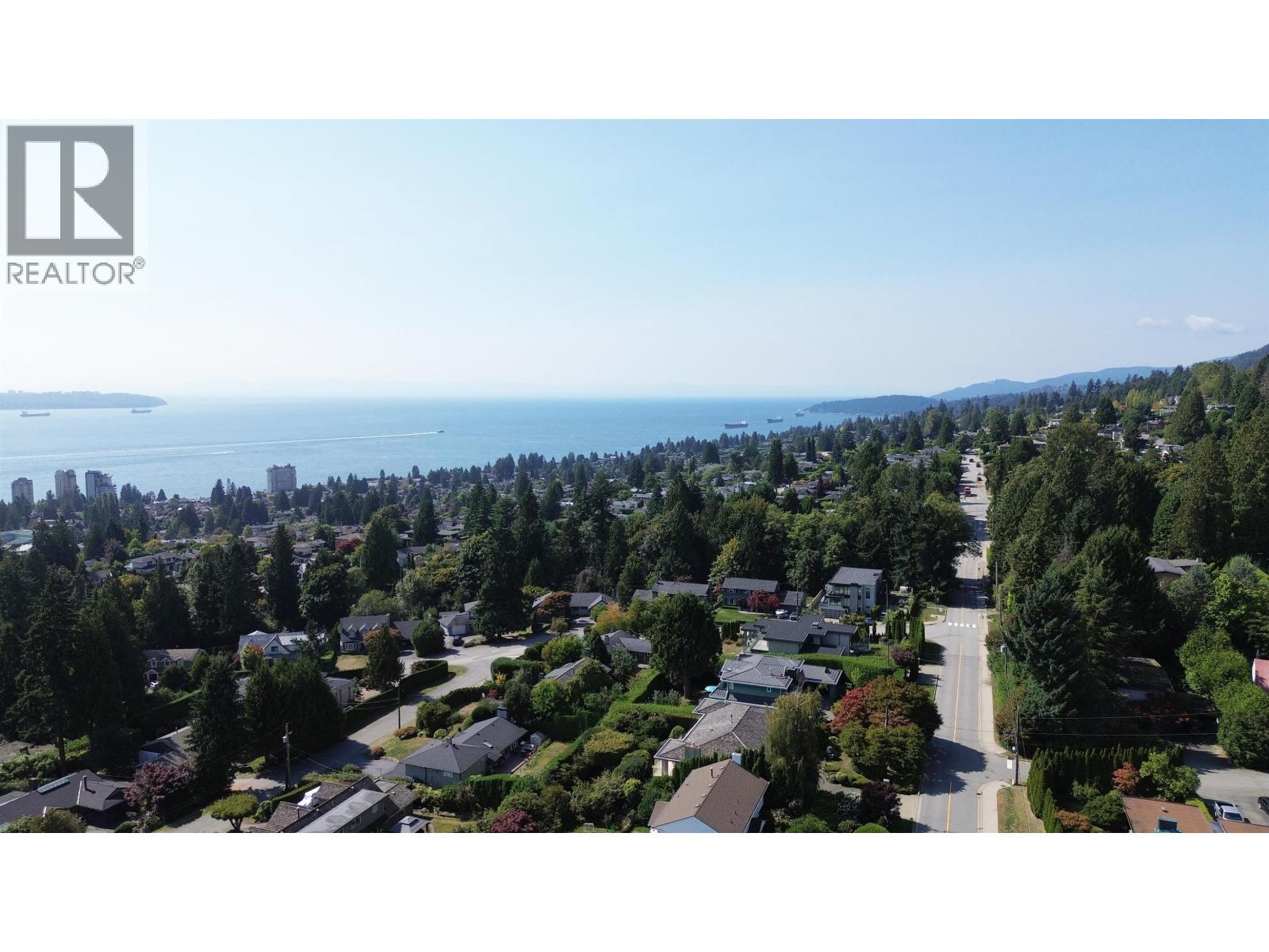 1895 Rosebery Avenue, West Vancouver, British Columbia  V7V 2Z5 - Photo 29 - R3049677