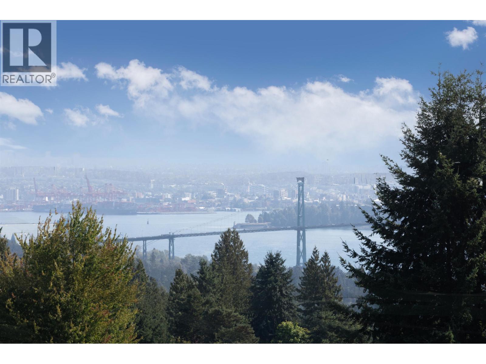 1895 Rosebery Avenue, West Vancouver, British Columbia  V7V 2Z5 - Photo 3 - R3049677