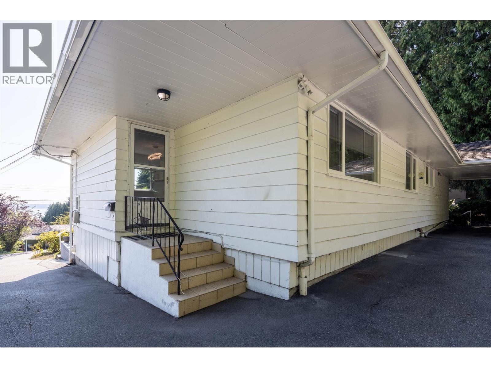 1895 Rosebery Avenue, West Vancouver, British Columbia  V7V 2Z5 - Photo 11 - R3049677