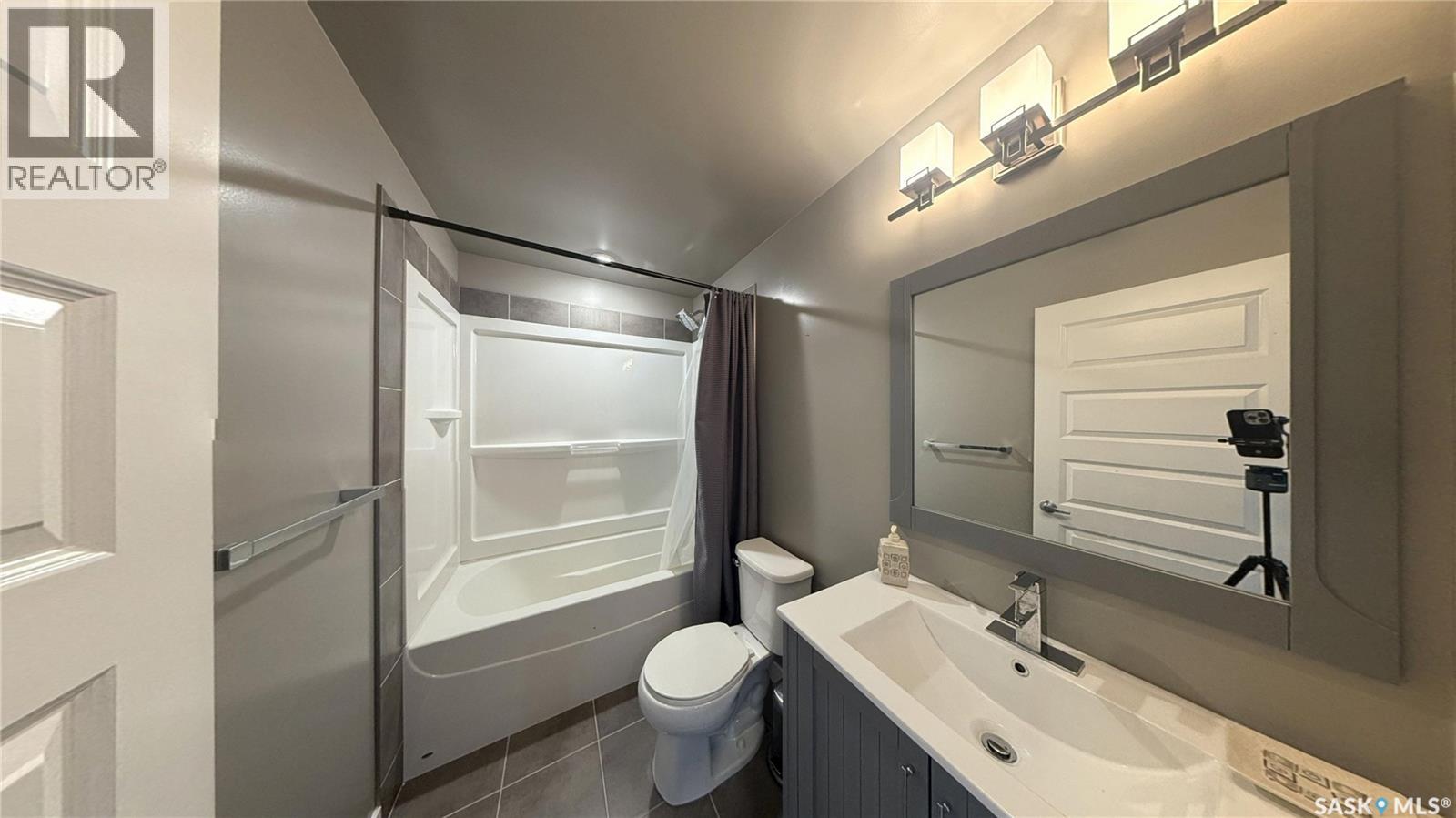 411 Flynn Lane, Saskatoon, Saskatchewan  S7V 0L1 - Photo 37 - SK019313