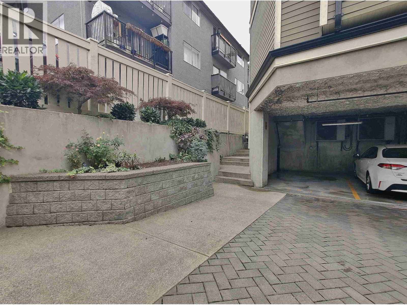 2055 Triumph Street, Vancouver, British Columbia  V5L 1K7 - Photo 35 - R3053208
