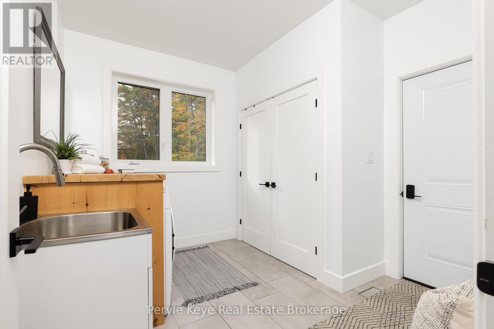 103 Granite Drive, Huntsville, Ontario  P1H 2N5 - Photo 21 - X12433673