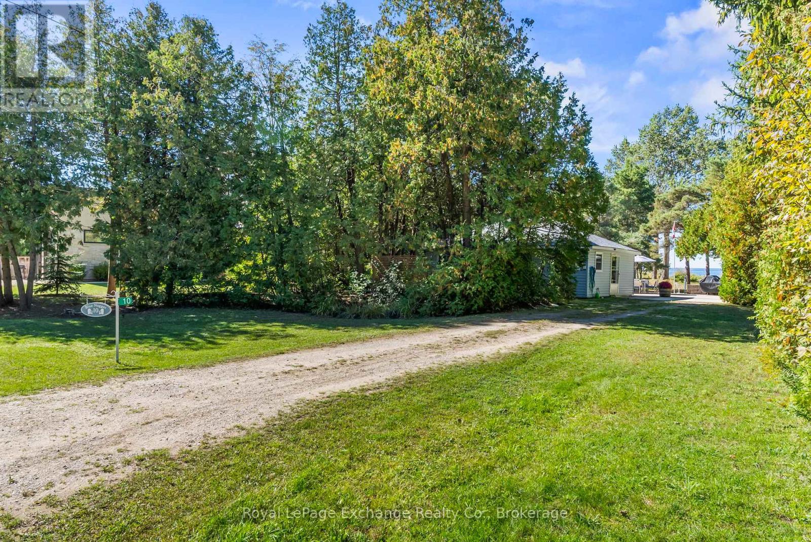 10 Edgemere Avenue, Kincardine, Ontario  N2Z 2X6 - Photo 29 - X12433675