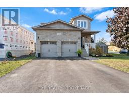 120 McDonough Crescent, Loyalist (Amherstview), Ca
