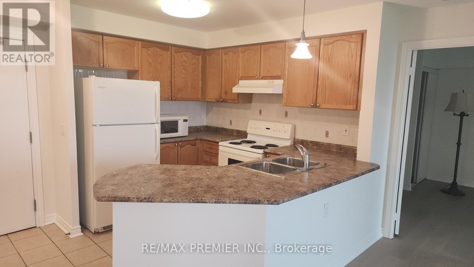 802 - 1030 Sheppard Avenue, Toronto, Ontario  M3H 6C1 - Photo 3 - C12433161