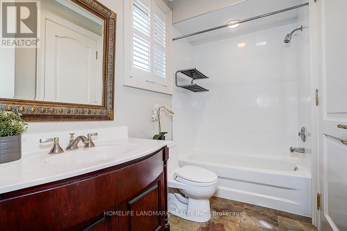 86 Muzich Place, Vaughan, Ontario  L4L 9C5 - Photo 23 - N12433558