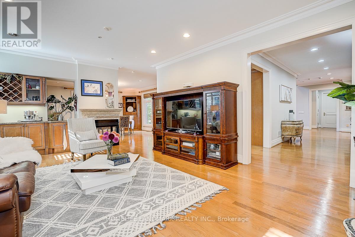 86 Muzich Place, Vaughan, Ontario  L4L 9C5 - Photo 11 - N12433558