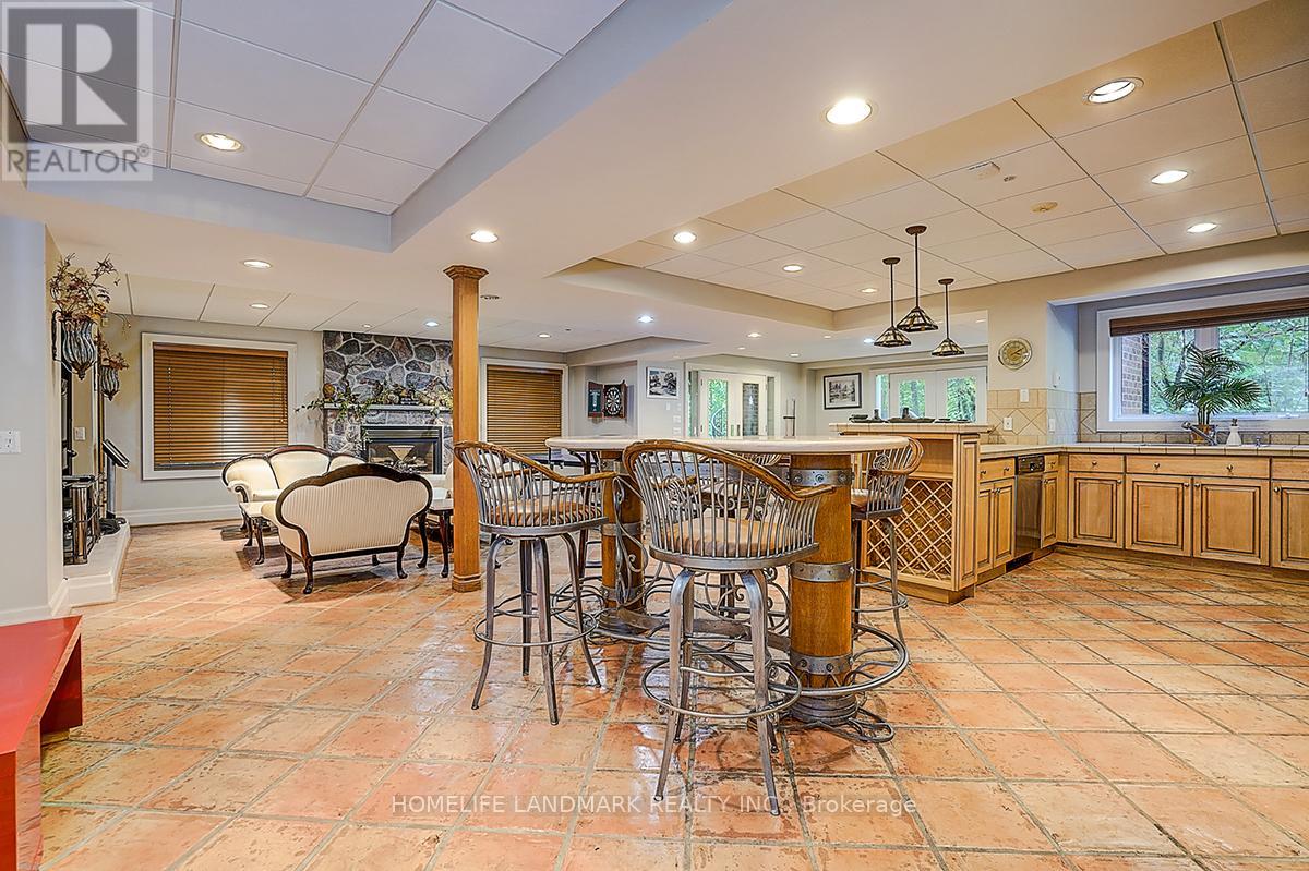 86 Muzich Place, Vaughan, Ontario  L4L 9C5 - Photo 40 - N12433558