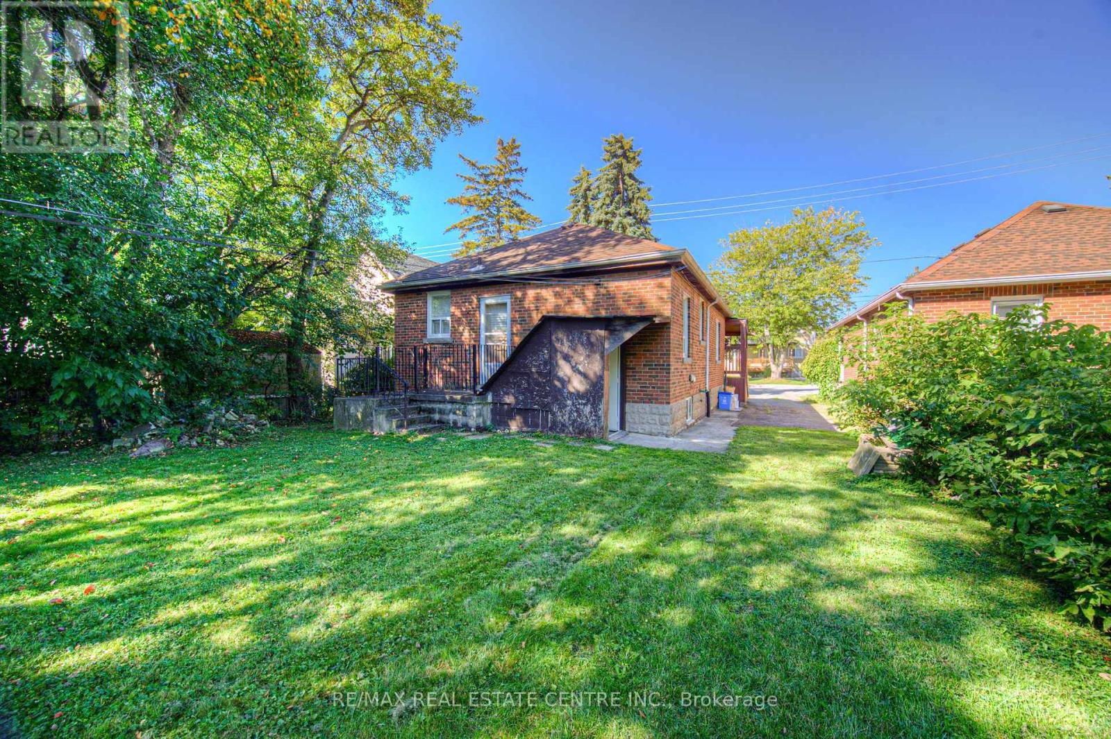 77 Emerson Street, Hamilton, Ontario  L8S 2X5 - Photo 42 - X12430739