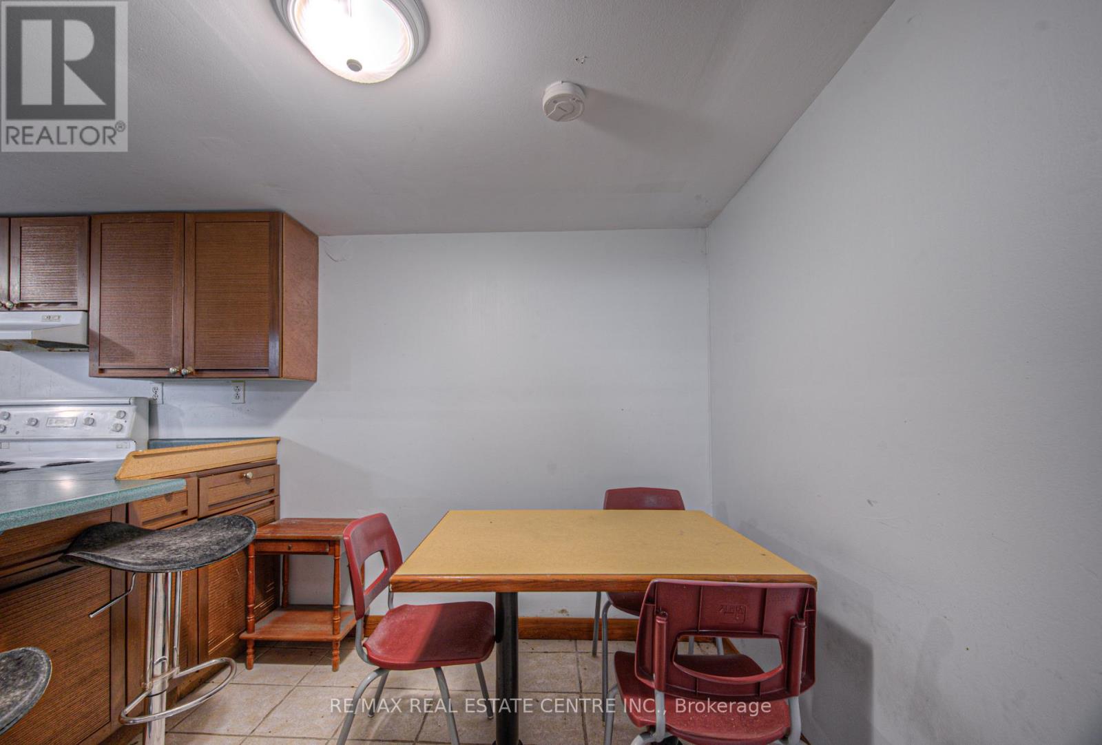 77 Emerson Street, Hamilton, Ontario  L8S 2X5 - Photo 31 - X12430739