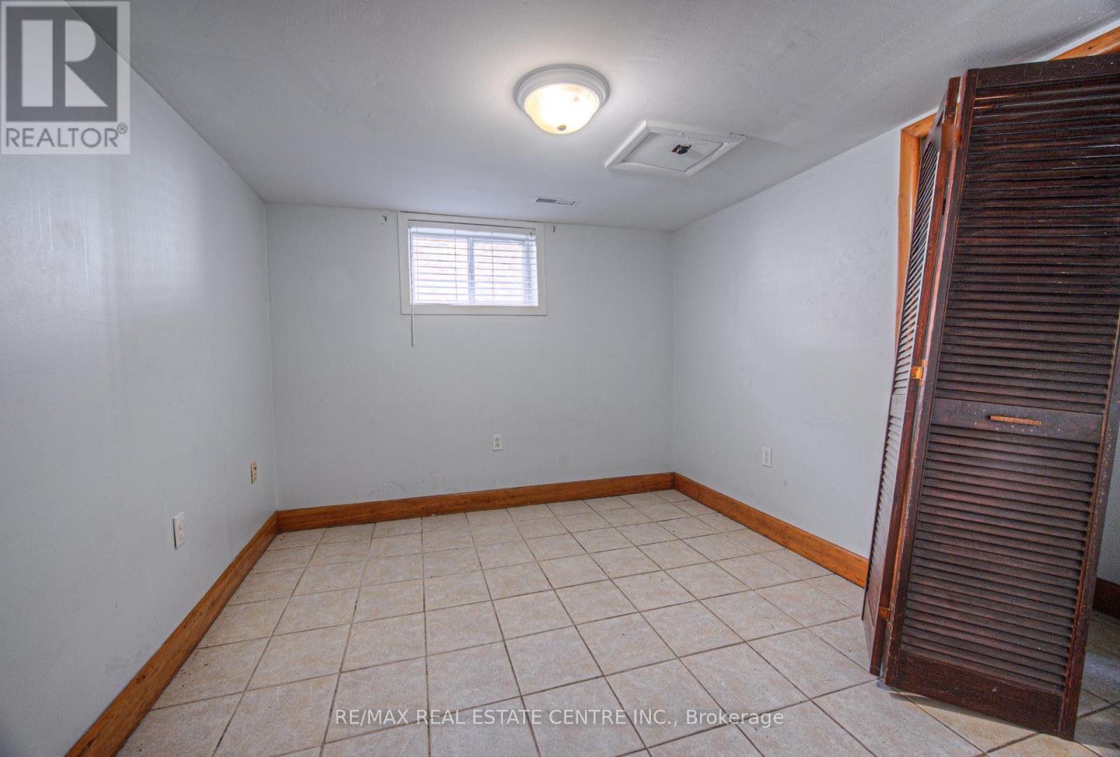 77 Emerson Street, Hamilton, Ontario  L8S 2X5 - Photo 32 - X12430739