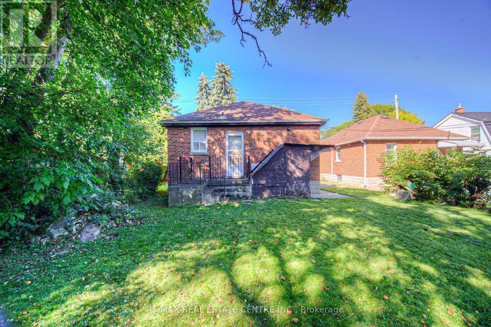77 Emerson Street, Hamilton, Ontario  L8S 2X5 - Photo 41 - X12430739