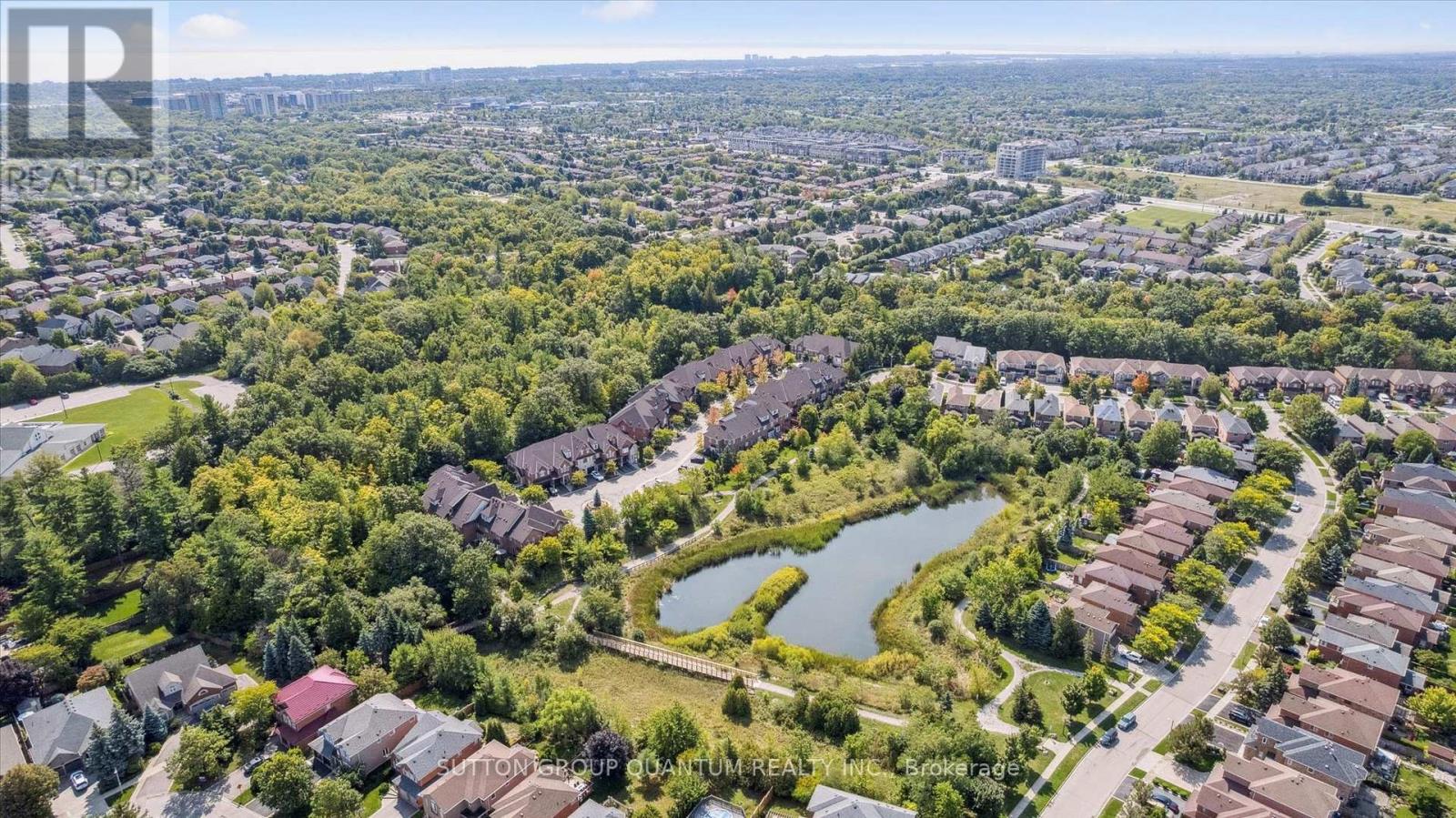 33 - 300 Ravineview Way, Oakville, Ontario  L6H 7J1 - Photo 35 - W12425626
