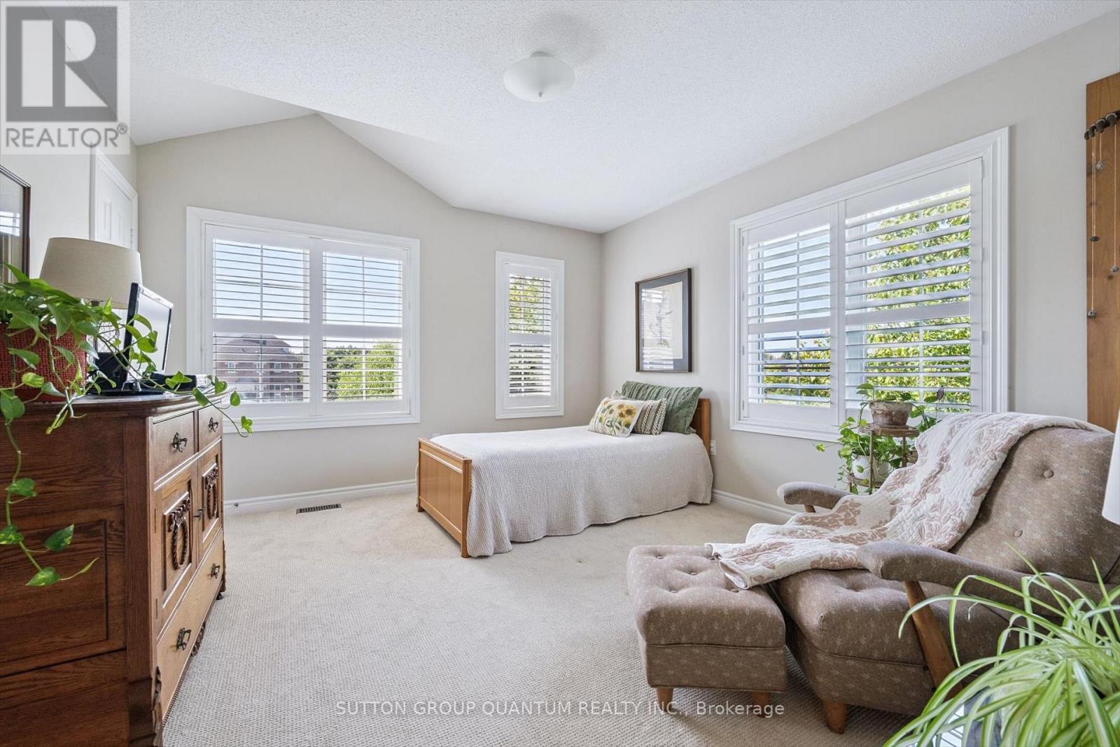 33 - 300 Ravineview Way, Oakville, Ontario  L6H 7J1 - Photo 23 - W12425626