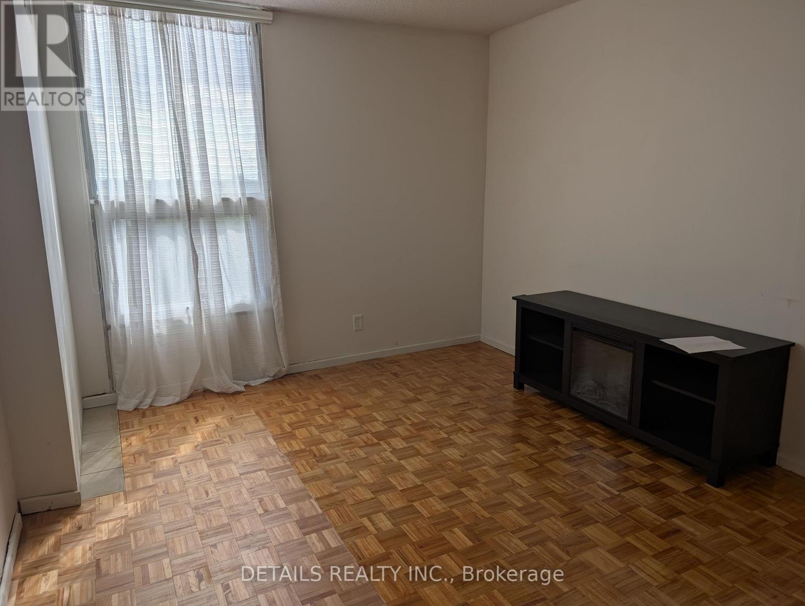 914 - 2951 Riverside Drive W, Ottawa, Ontario  K1V 8W6 - Photo 13 - X12433650