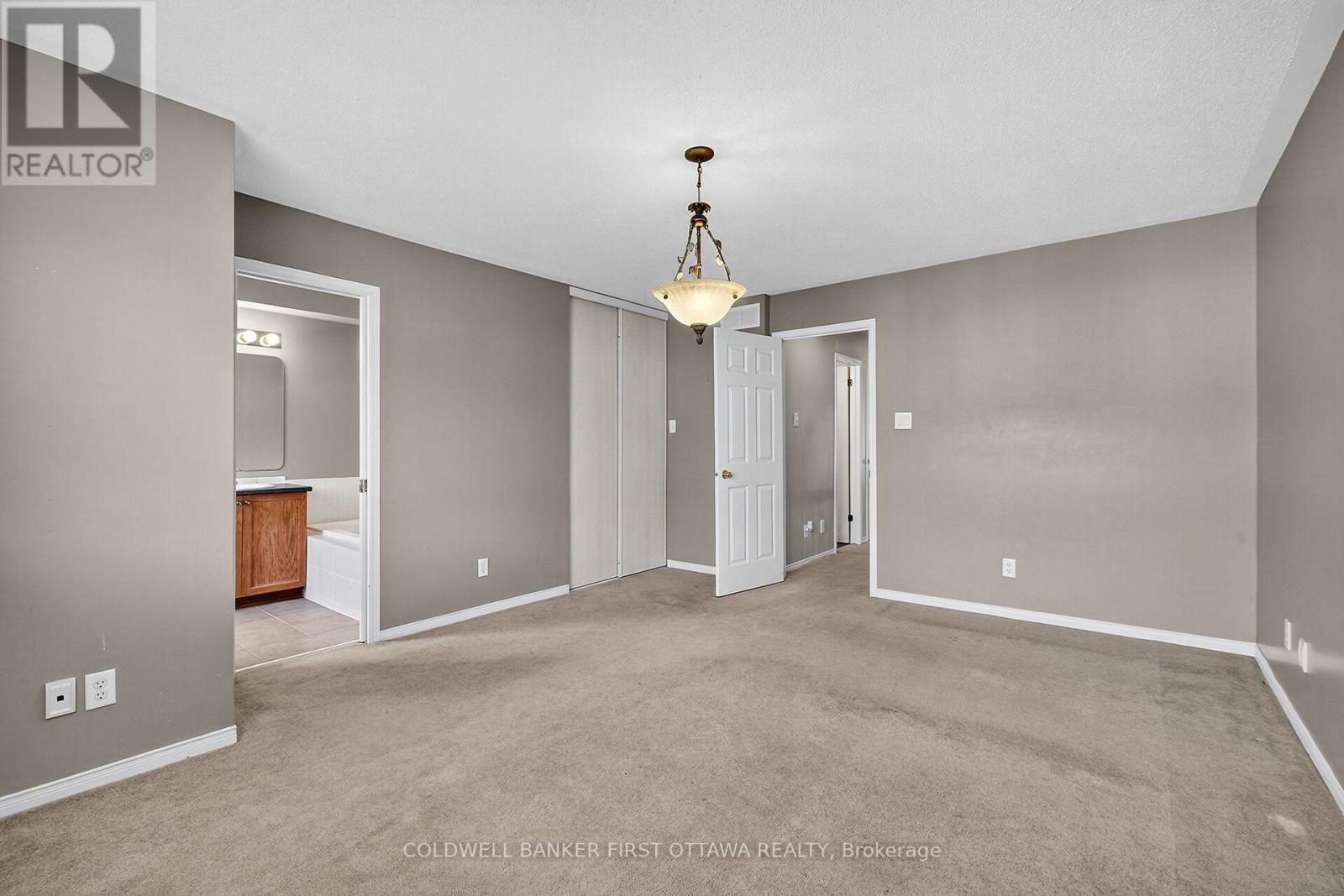 1249 Klondike Road, Ottawa, Ontario  K2W 1E1 - Photo 31 - X12433655