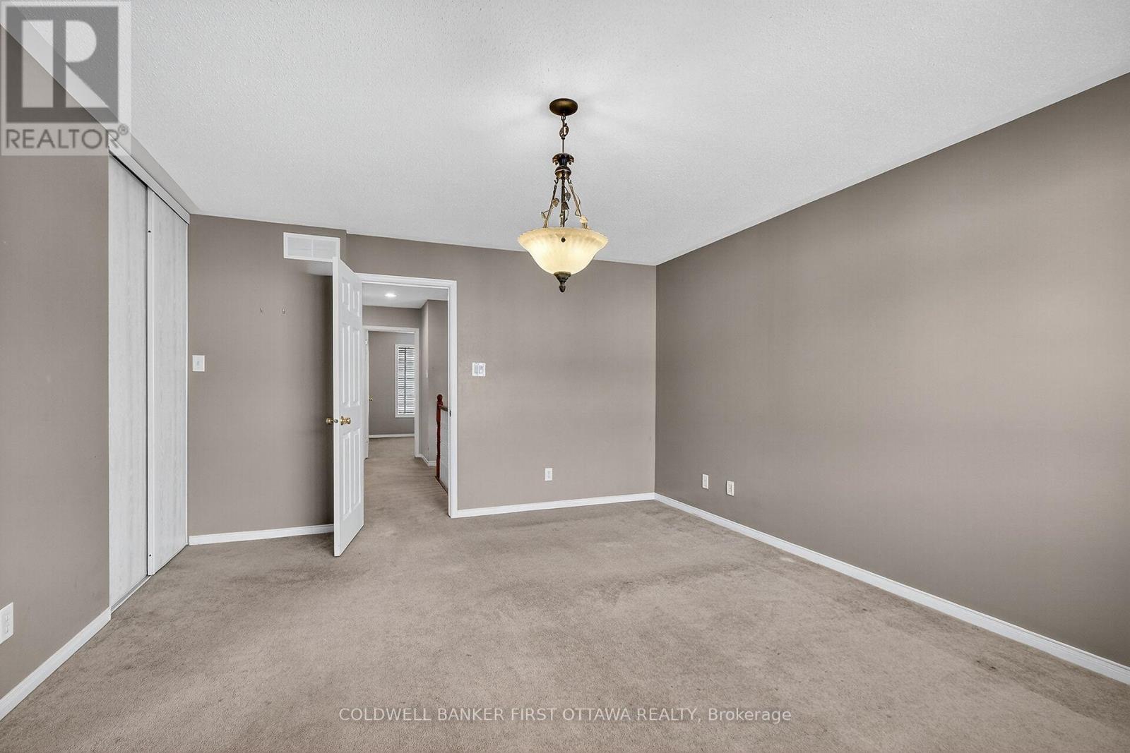1249 Klondike Road, Ottawa, Ontario  K2W 1E1 - Photo 32 - X12433655