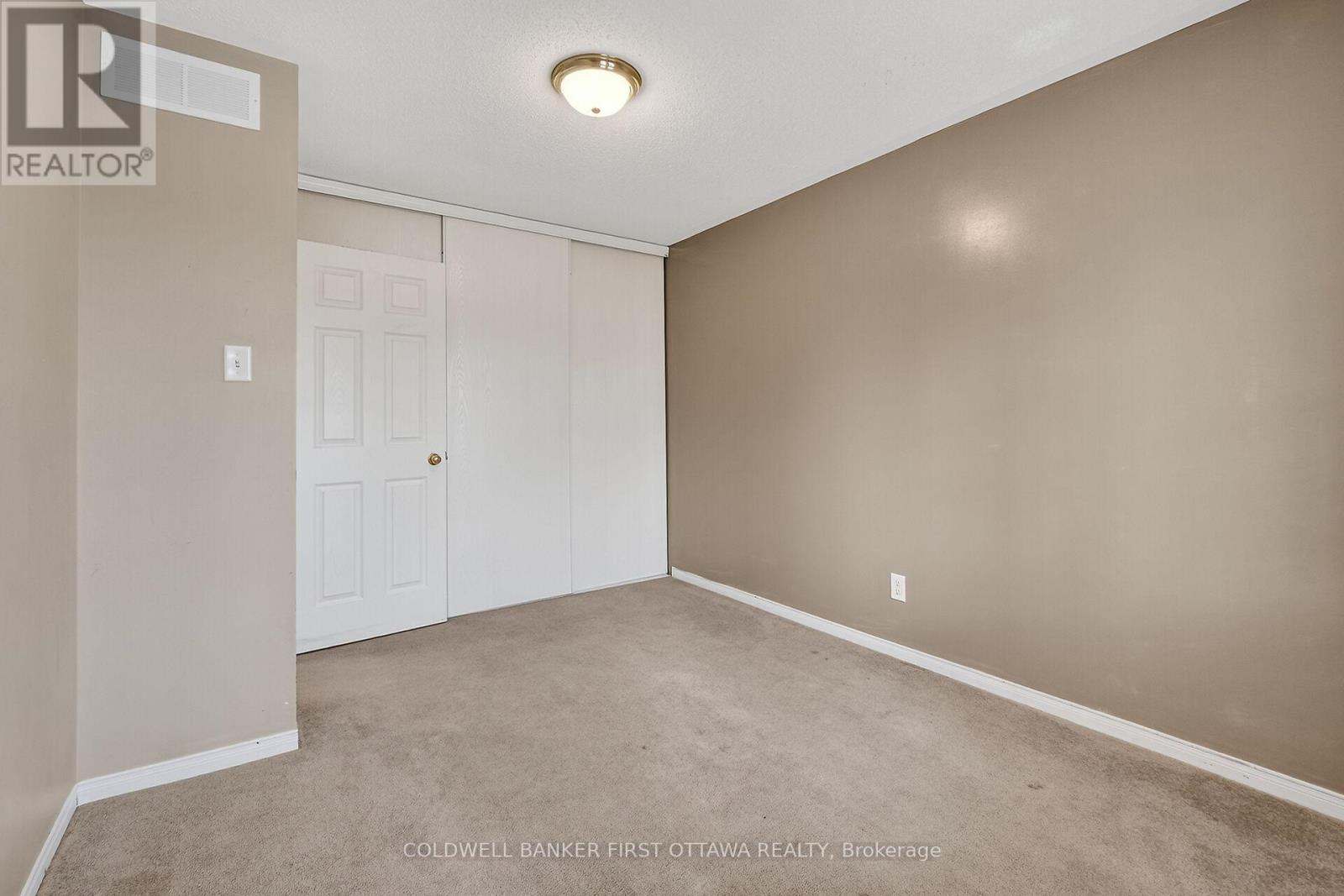 1249 Klondike Road, Ottawa, Ontario  K2W 1E1 - Photo 41 - X12433655