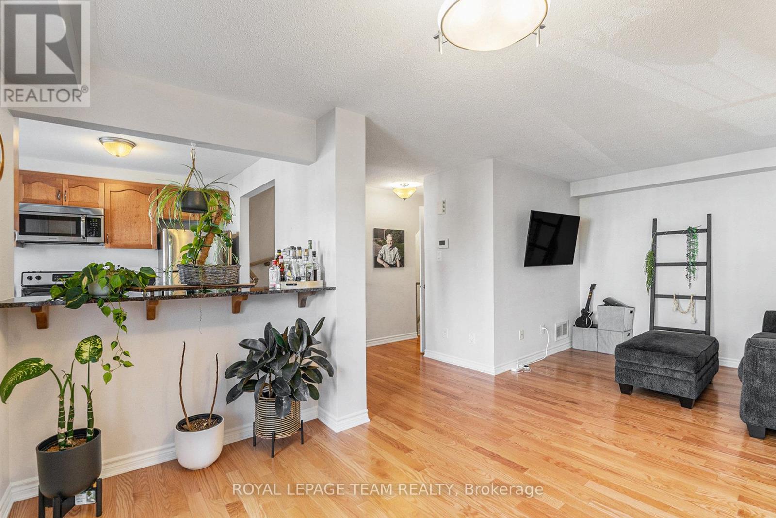 549 Snow Goose Street, Ottawa, Ontario  K2J 0T3 - Photo 11 - X12433682