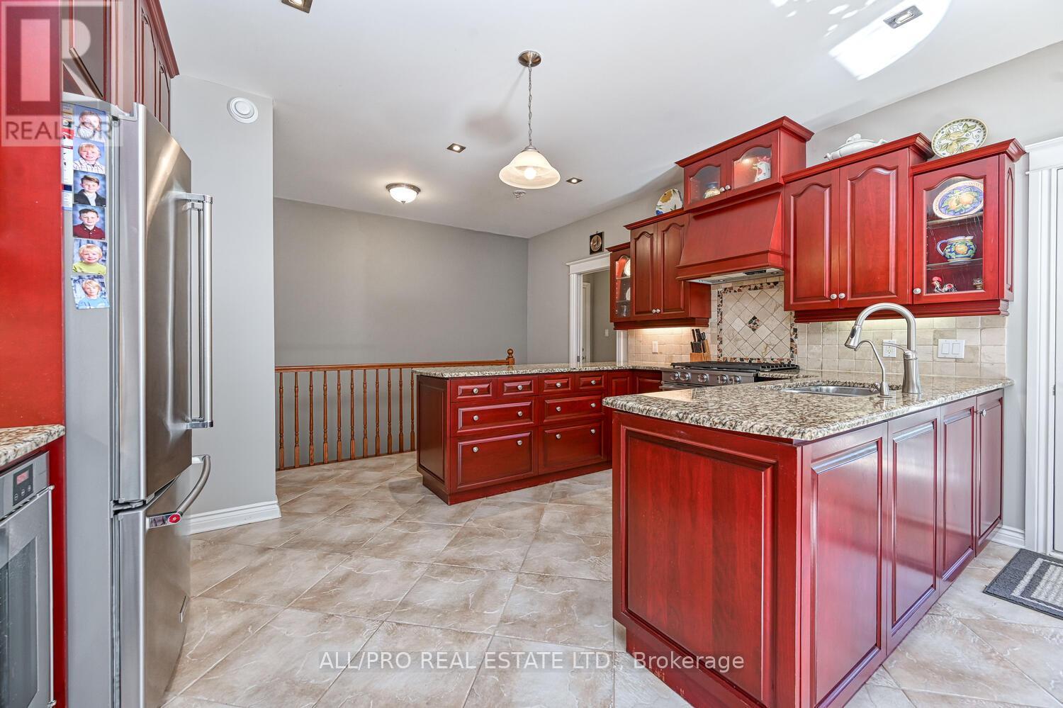 1238 Tintern Drive W, Ottawa, Ontario  K4P 1R4 - Photo 12 - X12433686