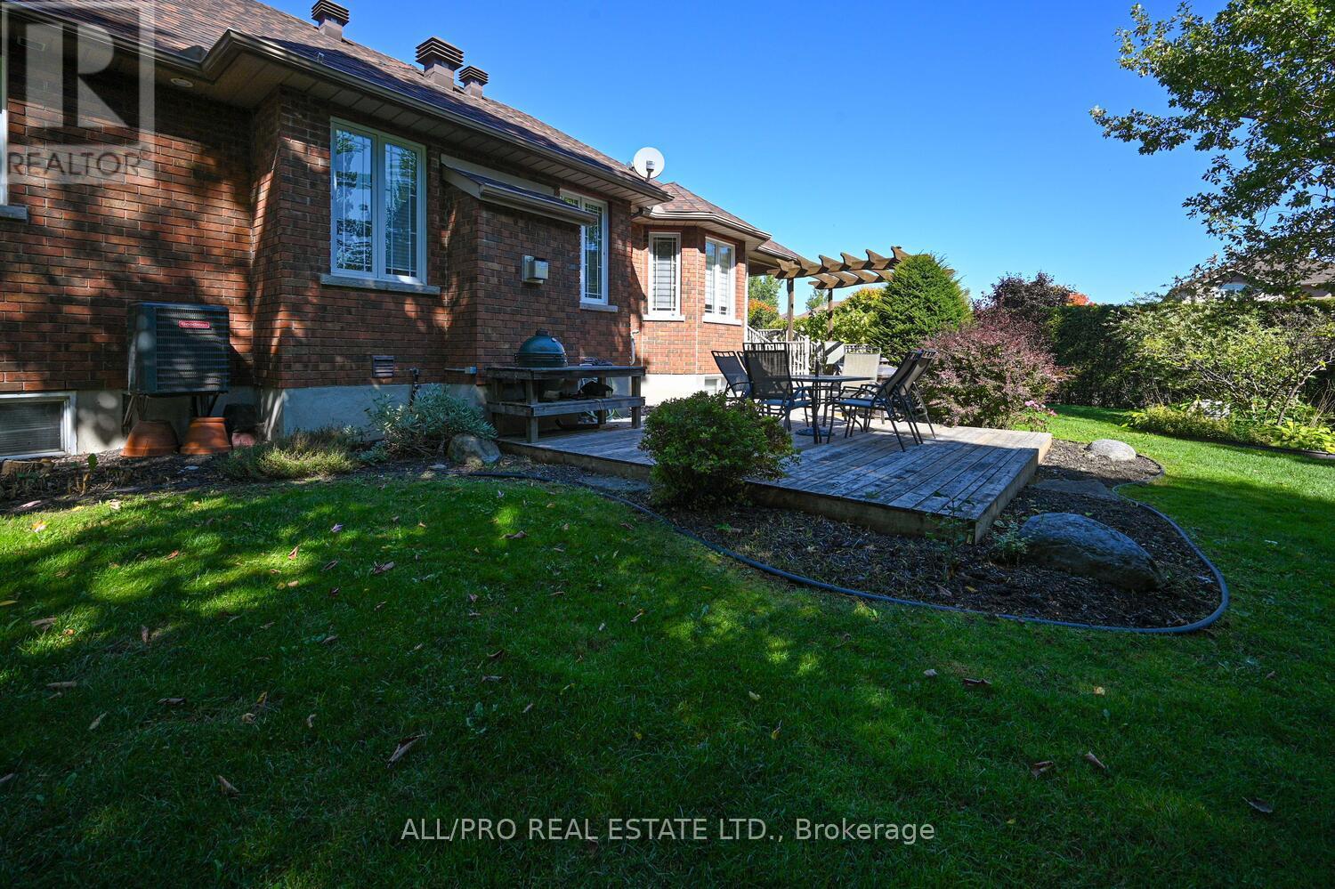 1238 Tintern Drive W, Ottawa, Ontario  K4P 1R4 - Photo 32 - X12433686
