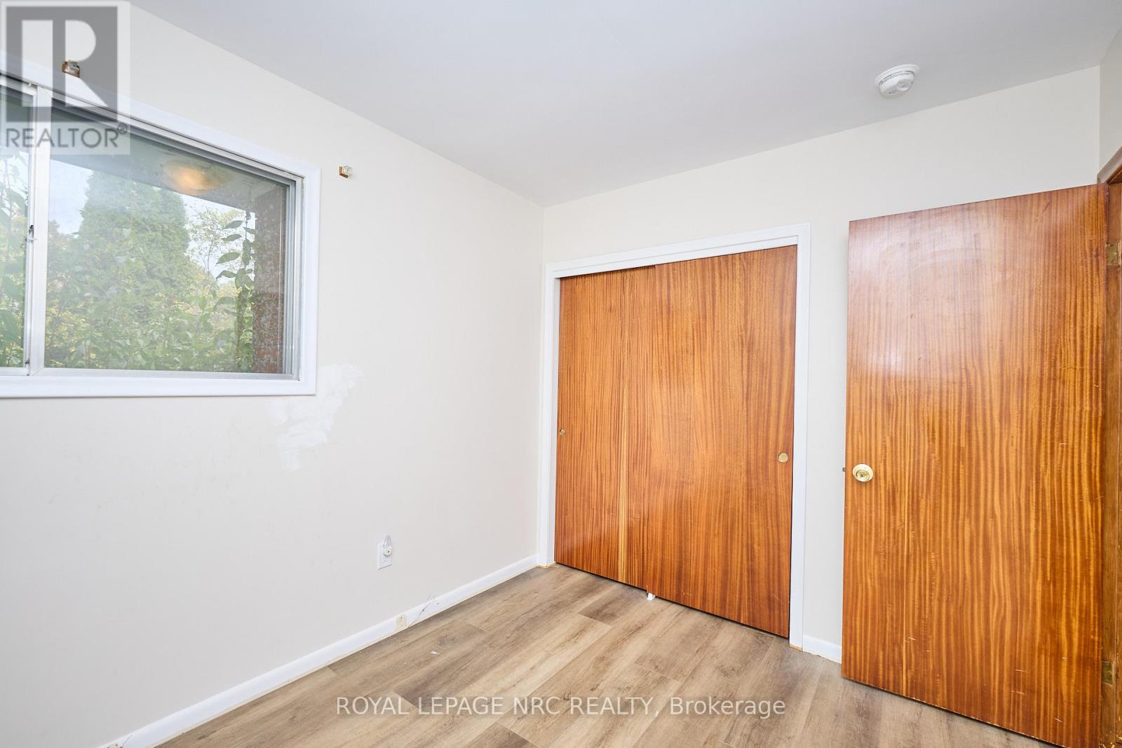 17 Alan Crescent, Pelham (Fonthill), Ontario  L0S 1E0 - Photo 19 - X12433674