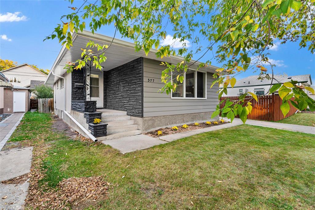 377 Mcleod Avenue, Winnipeg, Manitoba  R2K 0B1 - Photo 1 - 202525475