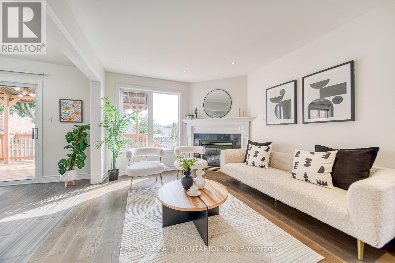 55 D'amato Crescent, Vaughan, Ontario  L6A 3E6 - Photo 1 - N12433652