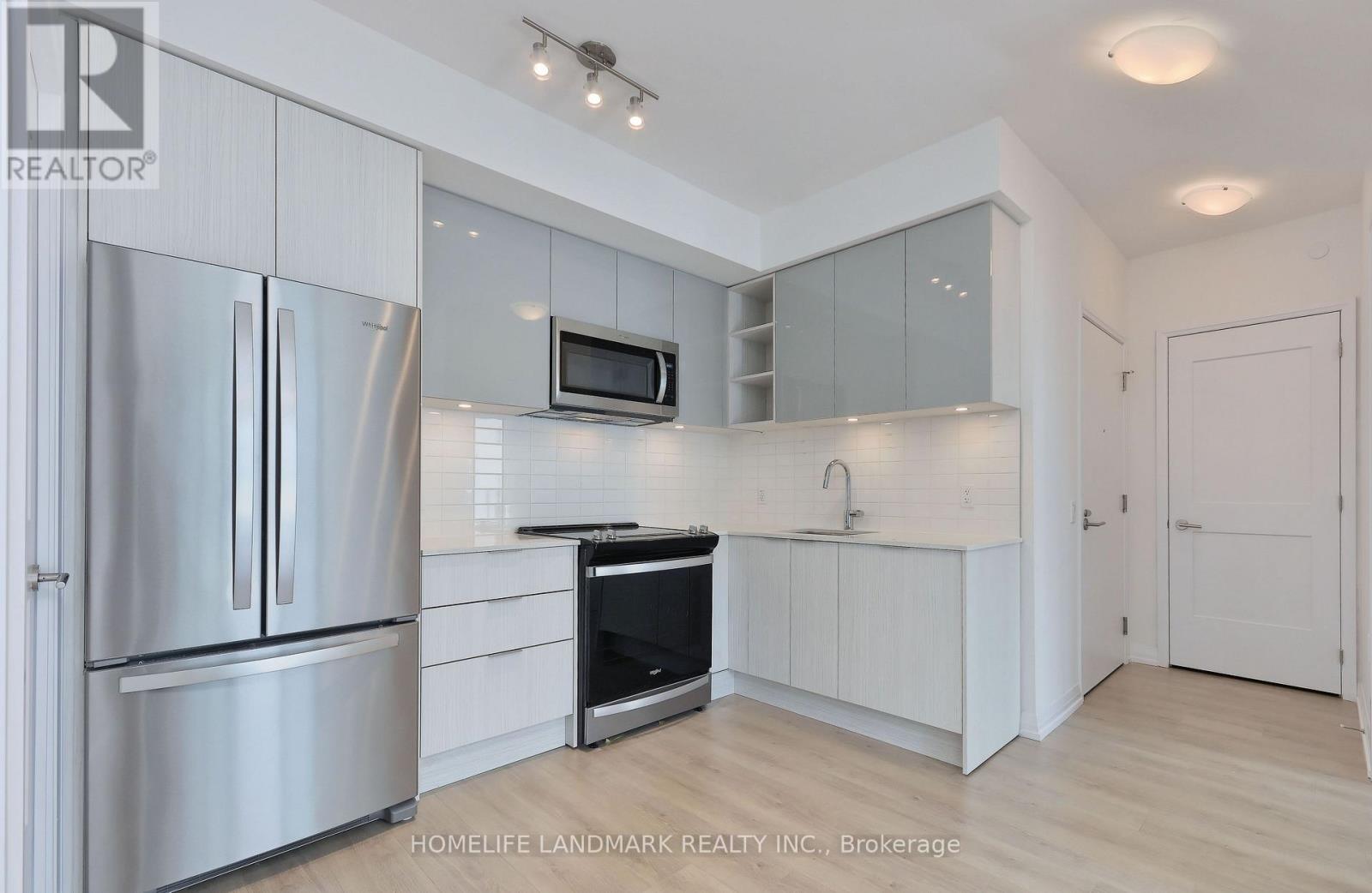 2420 - 50 Dunfield Avenue, Toronto, Ontario  M4S 2A4 - Photo 10 - C12433689
