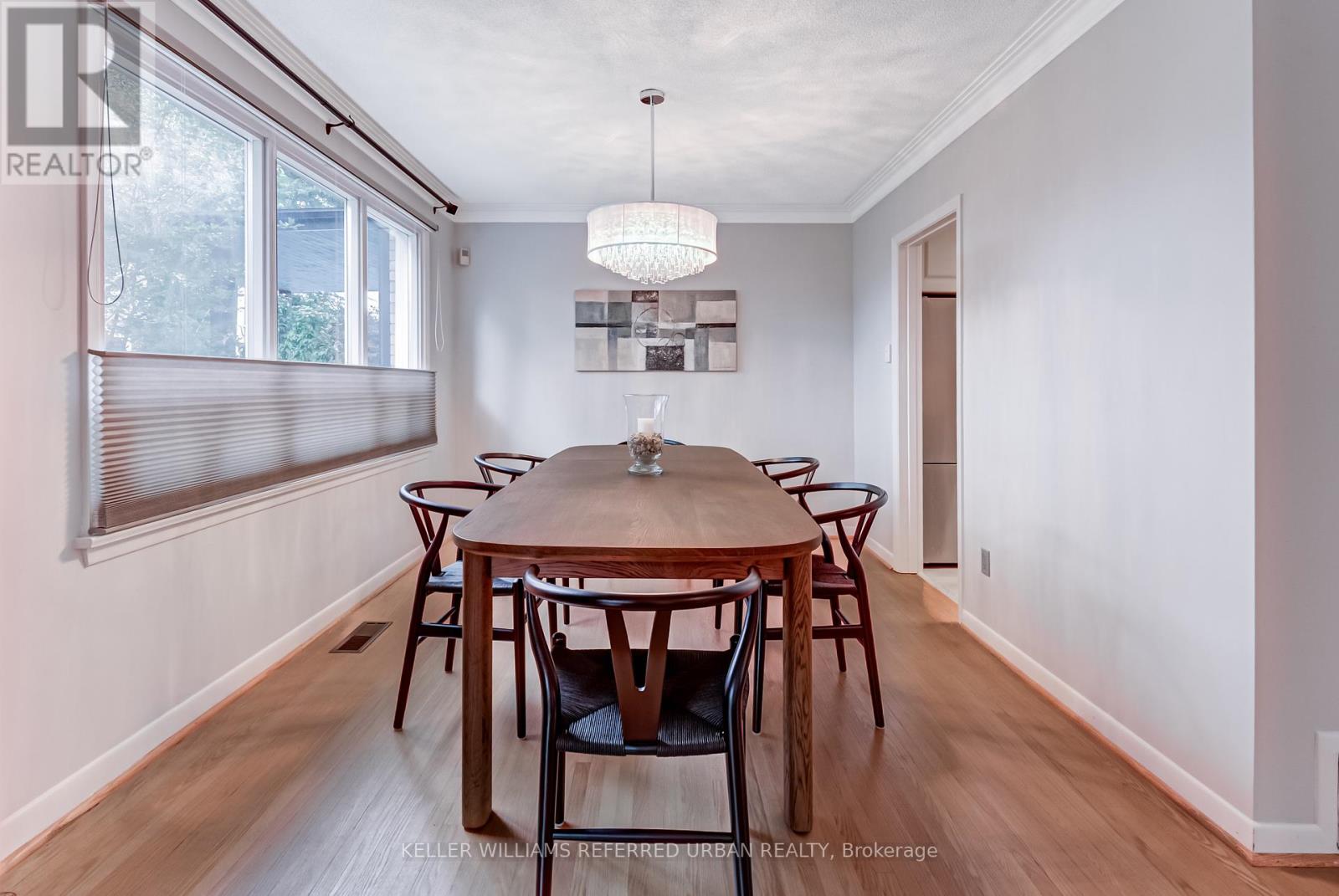 26 Foxmeadow Road, Toronto, Ontario  M9R 1E5 - Photo 8 - W12433644