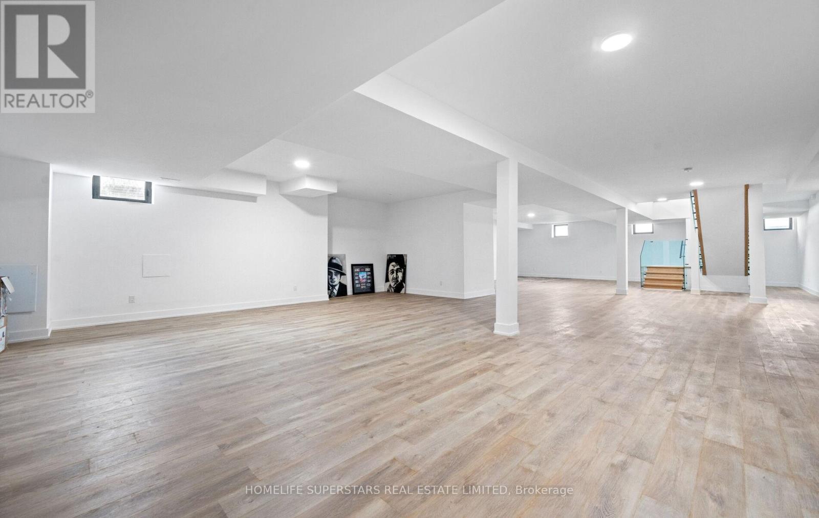 32 Sugarbush Court, Halton Hills, Ontario  L7G 4S7 - Photo 47 - W12433646