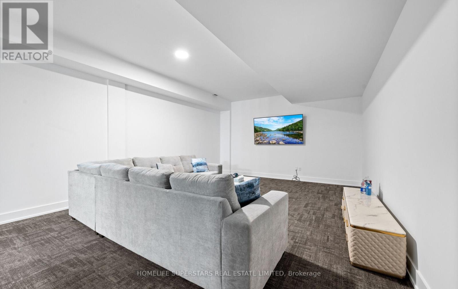 32 Sugarbush Court, Halton Hills, Ontario  L7G 4S7 - Photo 48 - W12433646